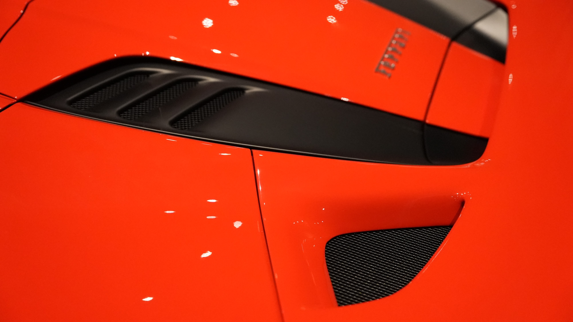 Ferrari F8 Tributo — rear engine vent and intake